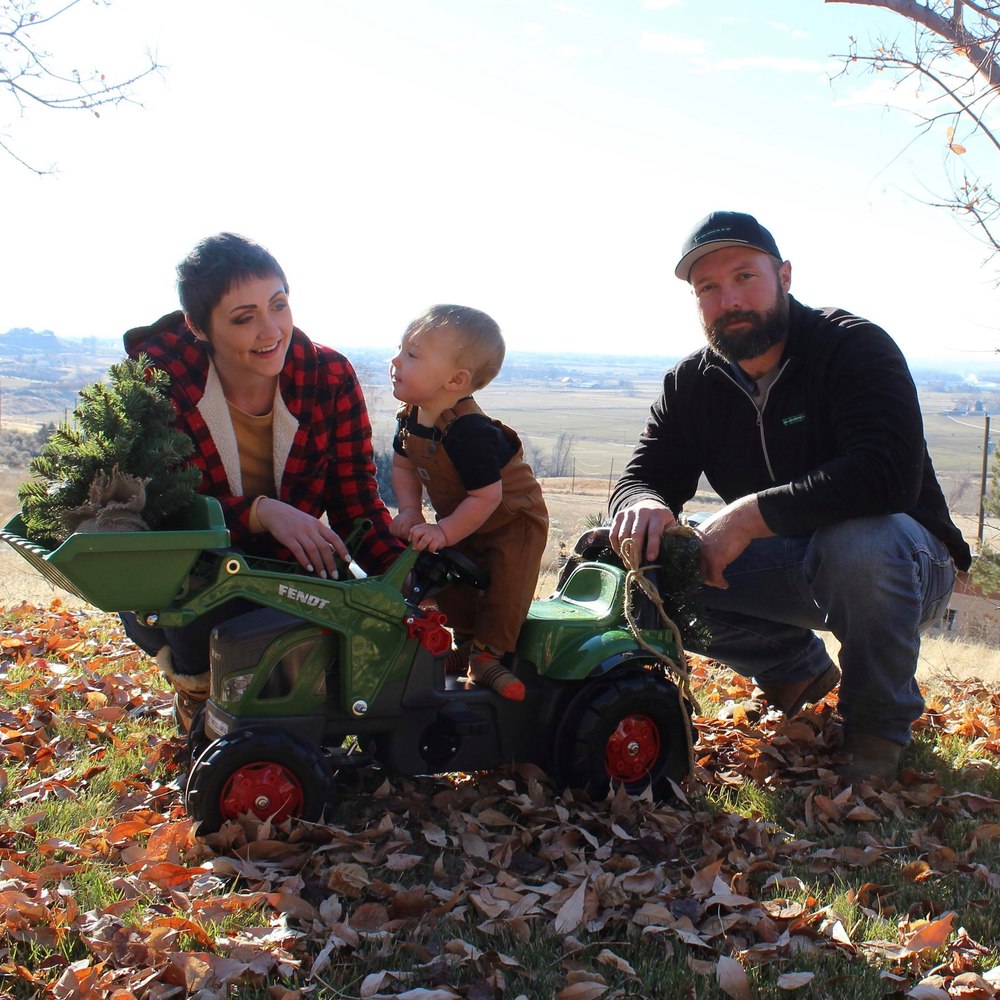 Meet your Posher, Reesie